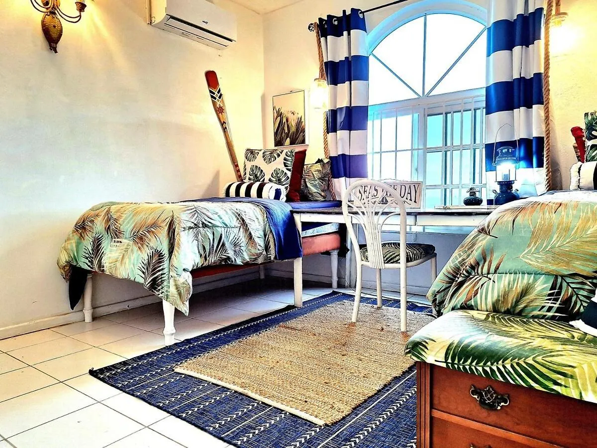Apartman Oceanview! Walk To Town And Beach-Payment Required To Reserve Ocho Rios