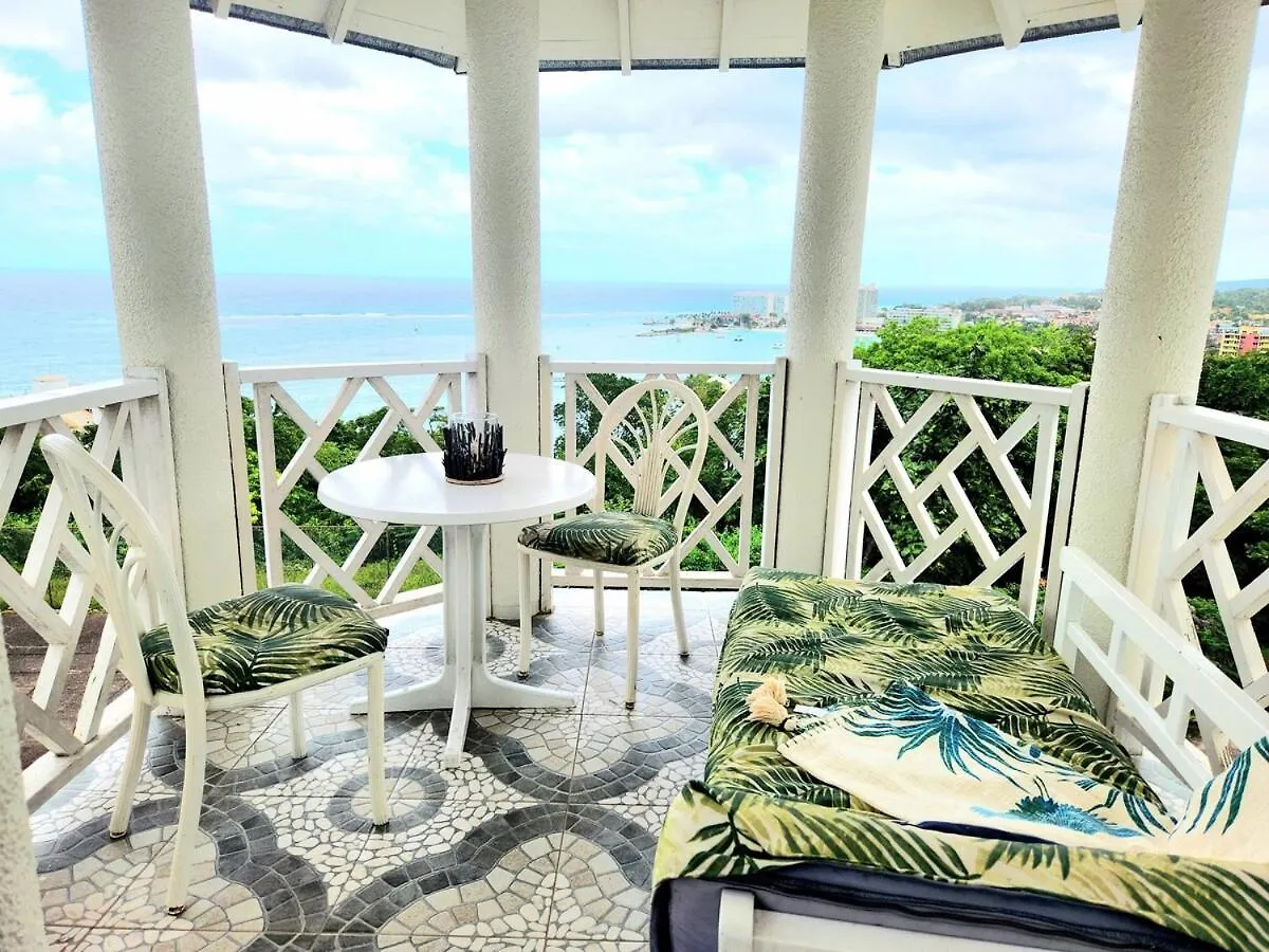 Apartman Oceanview! Walk To Town And Beach-Payment Required To Reserve Ocho Rios