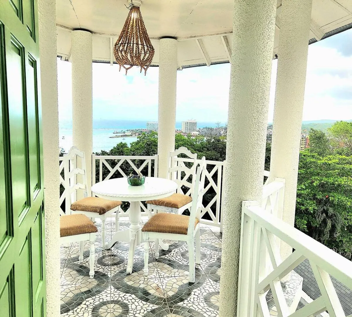 Apartman Oceanview! Walk To Town And Beach-Payment Required To Reserve Ocho Rios